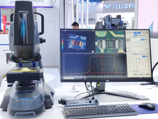 Motorized light microscopes for precise, automated analysis