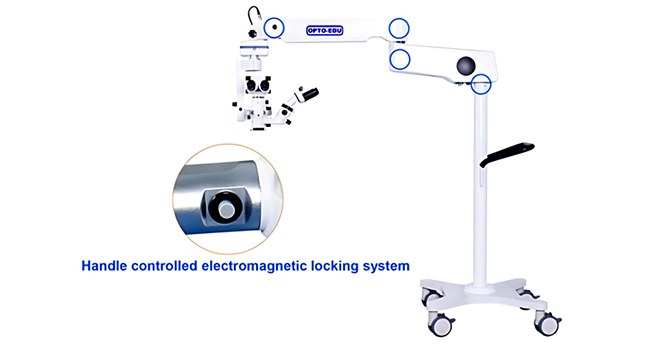dual-head-surgical-microscope-for-red-reflex-control